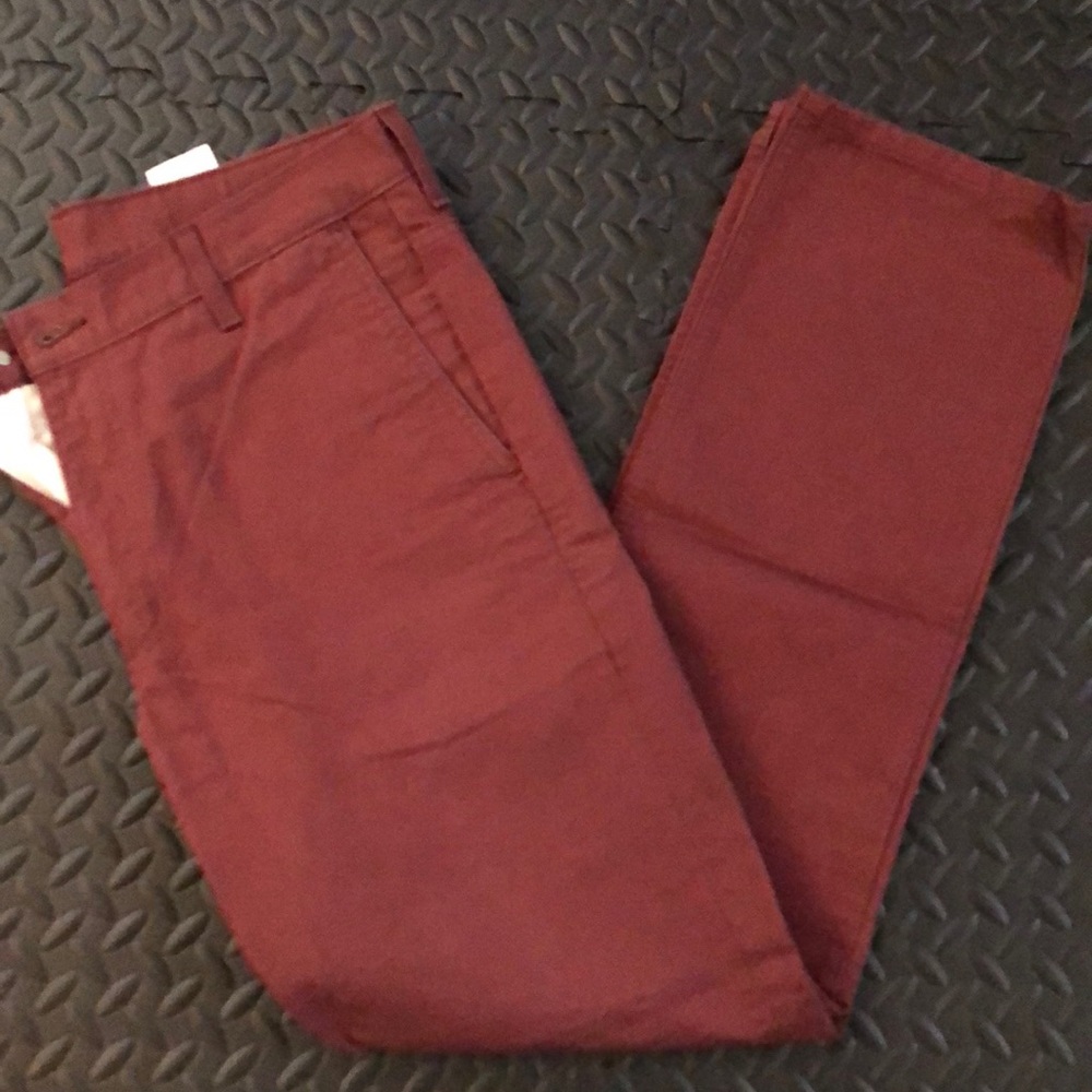 Levi Chino pant men’s burgundy 34x32